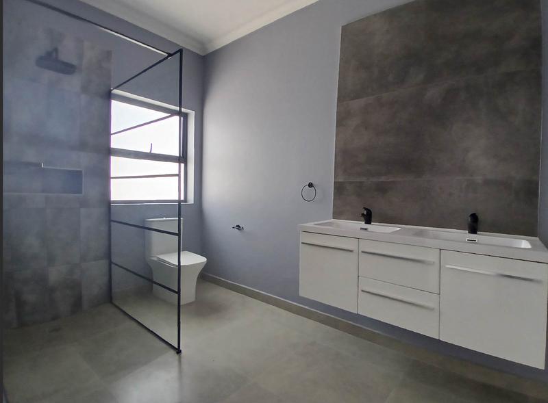 3 Bedroom Property for Sale in Shelley Point Western Cape